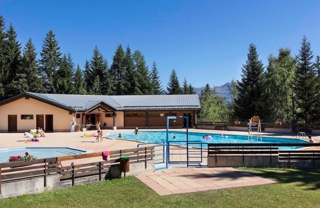 Sleeps 10! Mountain Escape in Valmorel | 2BR Apt