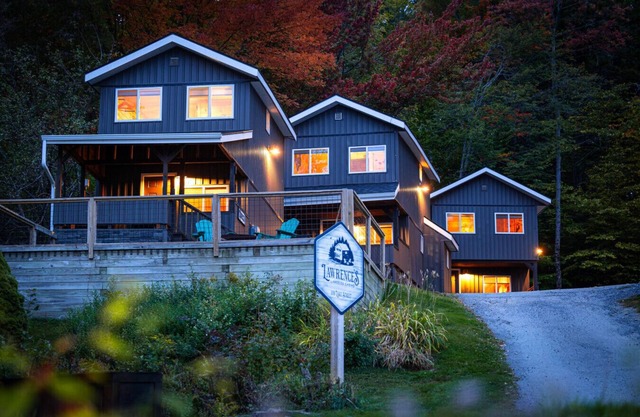 Sleeps 25! Book all 5 Lawrence`s Lakeside Cabins!
