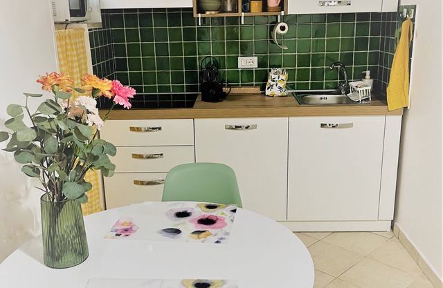 Small apartment in the heart of Monti, a stone's throw from the Colosseum