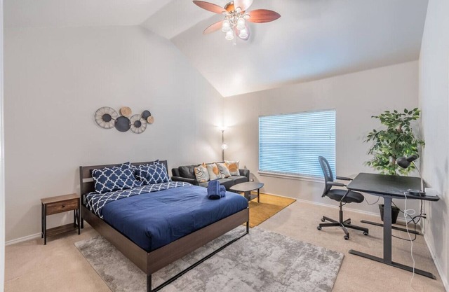Snug Home in Frisco/Little Elm