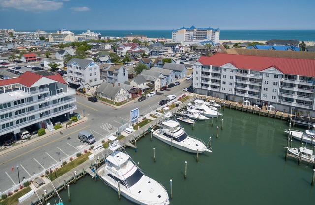 Somerset Harbor 2 Sunset view Near boardwalk & the beach park 2 cars pet friendly