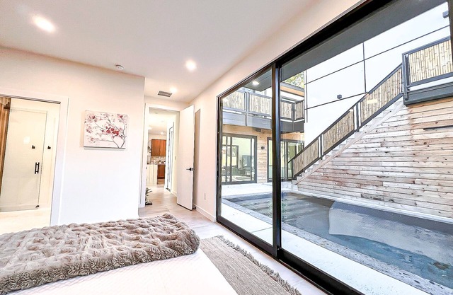 South Austin 5 Bedroom Home with Heated Pool and Gym. Perfect Location!