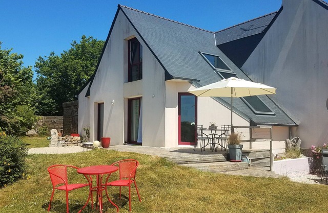 South Brittany Tregunc House near SEA