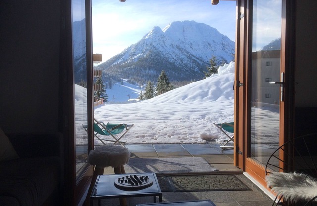South facing apartment - new- luxurious- 68 m² - 6/8 sleeps - terrace