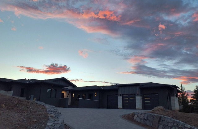 South Reno Stunning New Custom Home