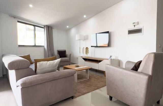 Spacious 2 bdr apt in Achada St Antonio - LCGR