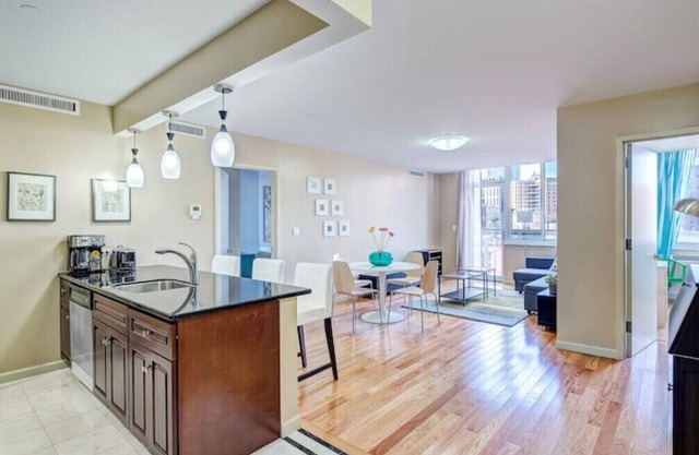 Spacious 2 Bed/2 Bath Apt 3 Blocks to Central Park