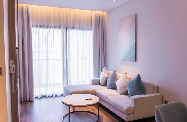 Spacious 2BR City View | Stylish Living at A La Carte