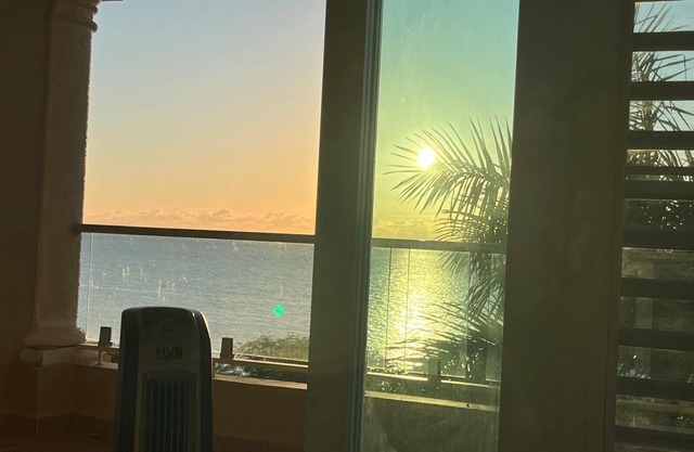 Spacious 3-bedroom apartment in enjoyable Combate with AC, WiFi, fitness room