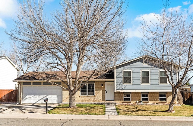 Spacious 4 Bedroom with Jacuzzi