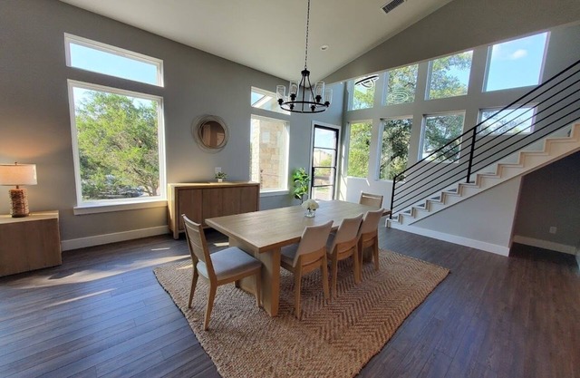 Spacious 5-bedroom house in serene Lago Vista with WiFi, AC