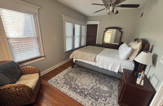 Spacious 5BR/4BA Home - Close To Everything!