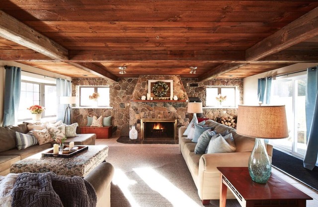 SPACIOUS and PRIVATE renovated farmhouse for the whole family