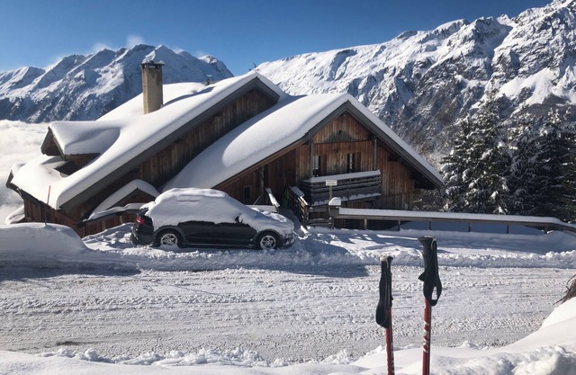 Spacious apartment with beautiful view near slopes now €1500,- per week