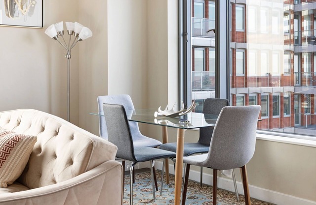 Spacious apartment in back bay heart amazing view