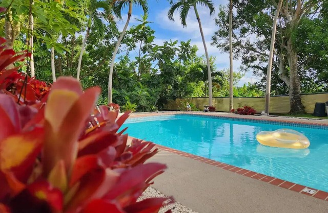 Spacious Casa for 7 - Pool - Country - Pet Friendly