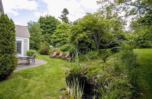 Spacious Chester Village House, 4 Bedrooms, 2.5 Baths
