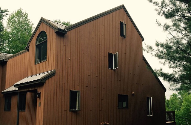 Spacious Condo Minutes from North Conway and great skiing