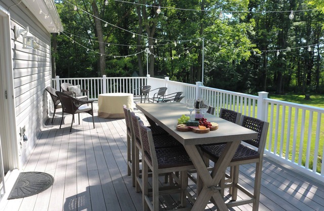 Spacious Deck-3BR Penn Yan Cottage Winery- Fall/Grape Festival