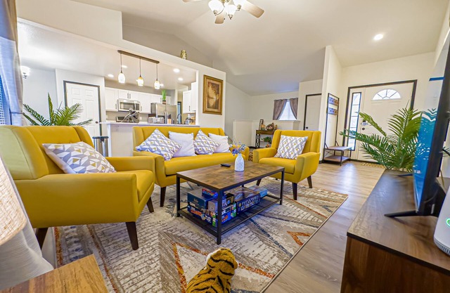 Spacious Entire Home near Lake Pueblo State Park - Ideal for Families!