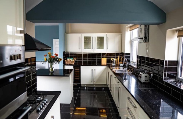 Spacious Family Home Minutes from the Beach