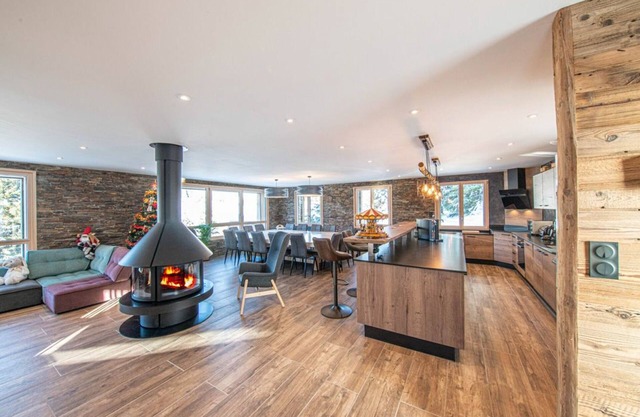 Spacious Chalet for 14 in Scenic Vosges – Spa, Games Room, Pet-Friendly