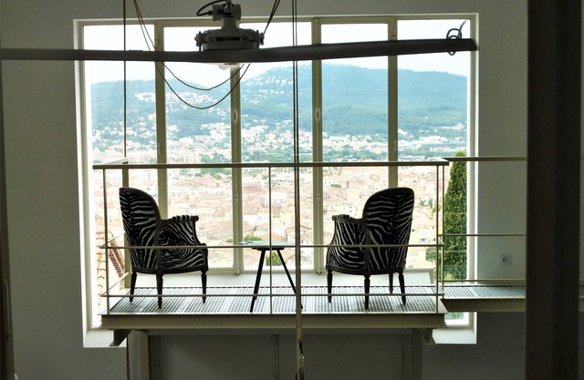 Spacious Loft, Exceptional View