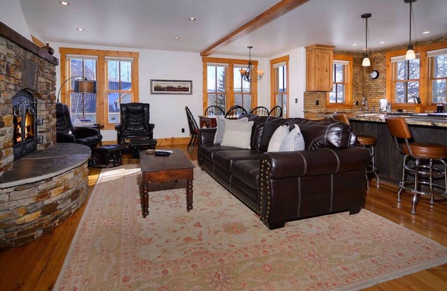 Spacious, new townhome in town of Crested Butte