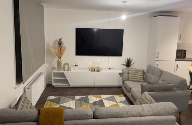 Spacious One Bedroom Apartment