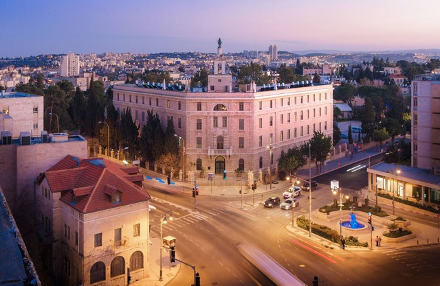 Spacious & quiet luxury aprtment in heart of JLM