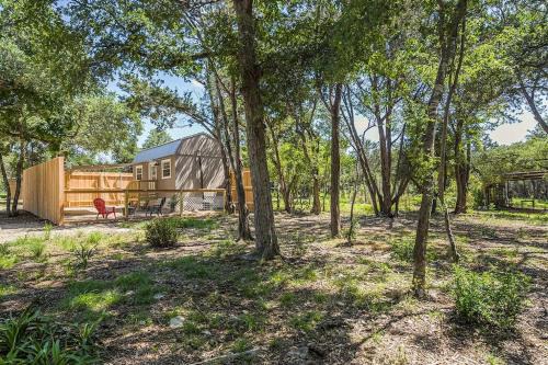 Spacious Resort with 2 Cabins on 3 Acres