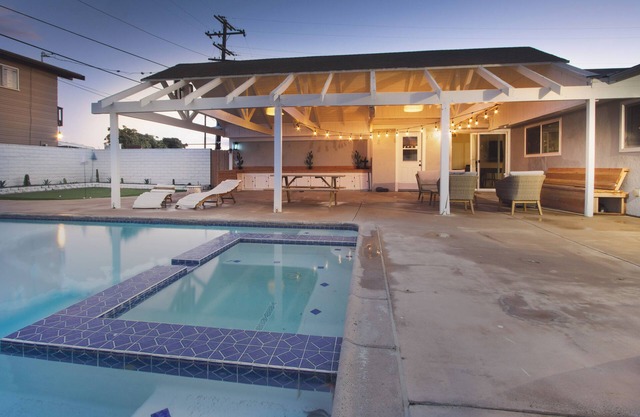 Spacious Saltwater Pool Home Near Disney & Beaches – Sleeps 14+