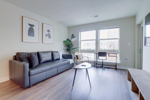 Spacious Stay in Alexandria Easy Access to DC
