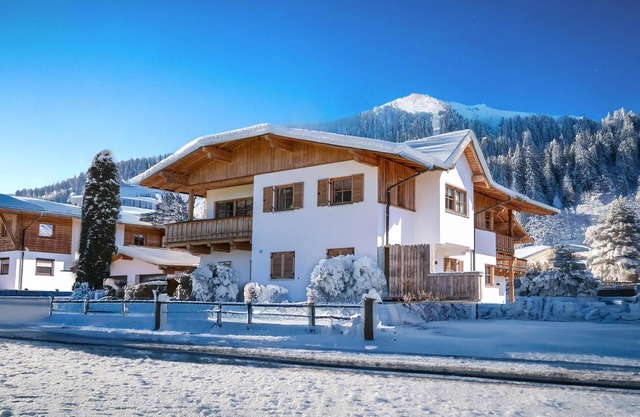 Spacious stay near the ski lift in Westendorf
