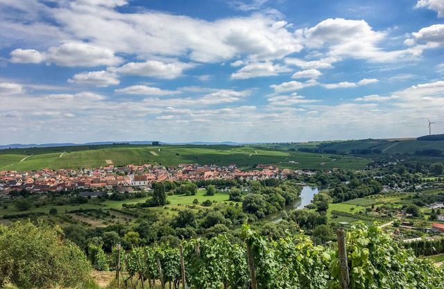 Spacious suite (50 sqm) for up to three people with free WiFi