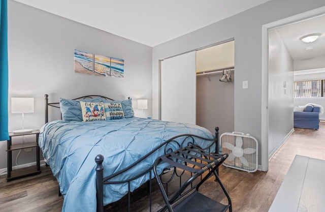 Spacious2BR/Work Crews & Families/Sleeps4/desk/Parking/WIFI/Pet friendly