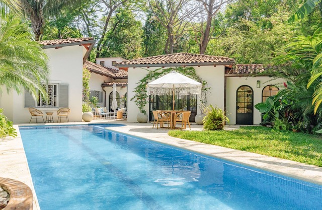 Spanish Style Villa with 25m Lap Pool in the Heart of Guiones.