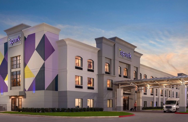Spark by Hilton Houston Bush Intercontinental Airport
