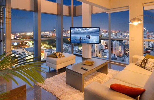Spectacular 2 bedrooms Penthouse with River and Sunrise view