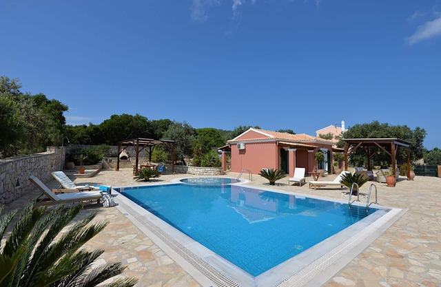 Spectacular sea views andtotal privacy