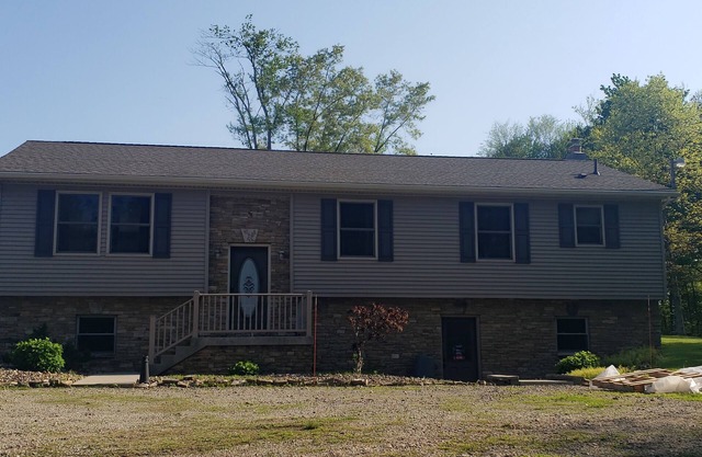 Spectacular views-private on 5 acres, Six miles to Ohiopyle and Fallingwater!