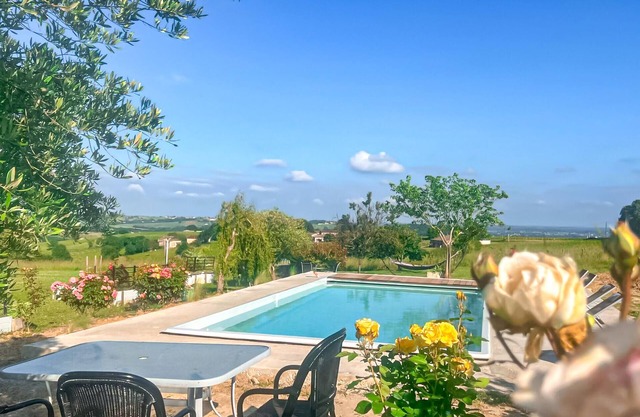Spend a peaceful holiday in this holiday home in relaxed surroundings.