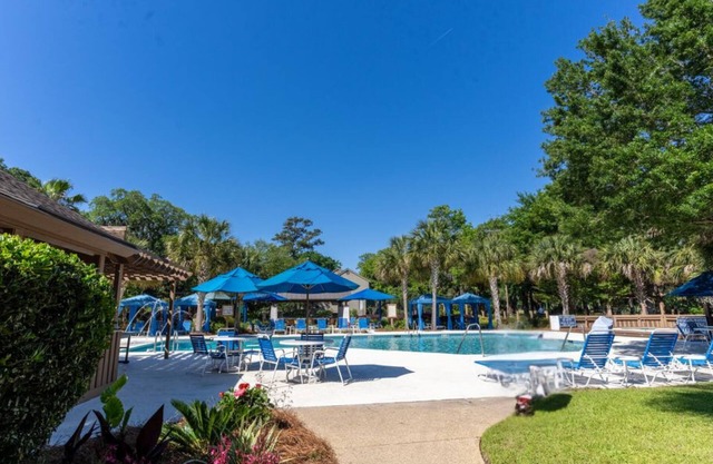 Spinnaker At Shipyard