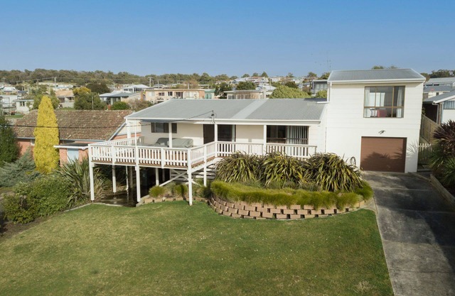 Spoil yourself in this centrally located beach house overlooking the vast.