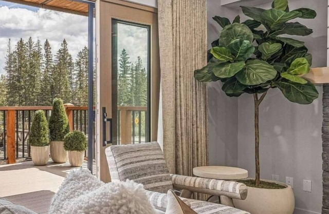 Spring Creek Vacations 4 BR Villa 34