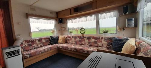 Stacaravan op de paardenboerderij Sneek