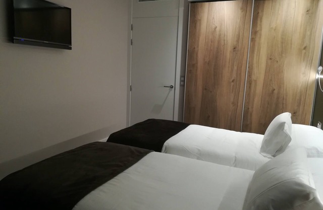Standard 1 Bedroom Apartment