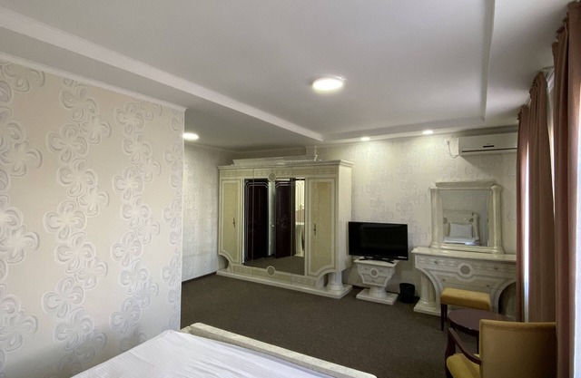 Star Hotel