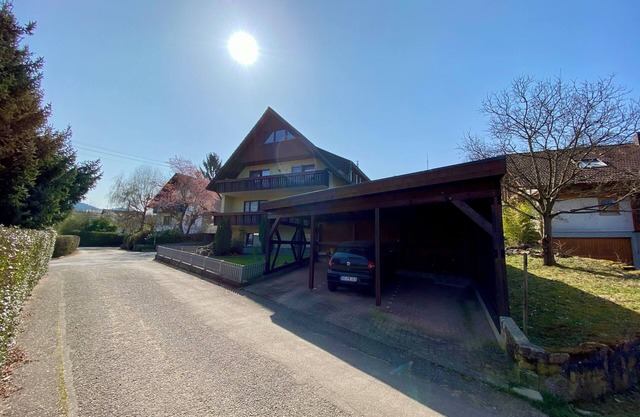 Staufenbergblick Durbach with private terrace, carport and bicycle shed