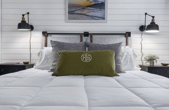 Stay Awhile | Brand New Luxury Suite